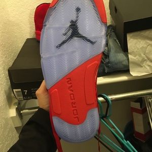 Jordan’s size 7 men’s brand new never worn!